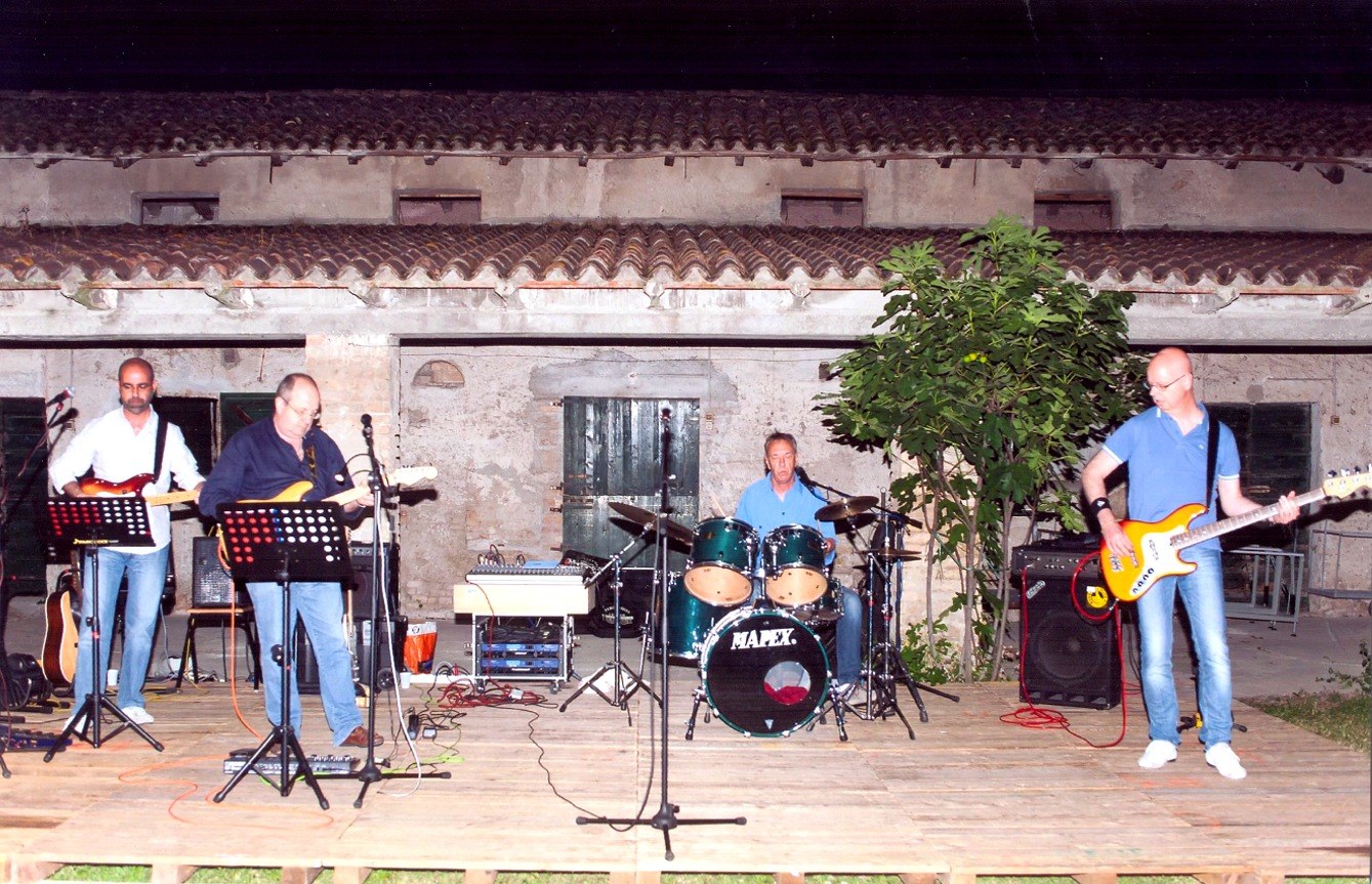Mr. Tambourine Band - foto 10