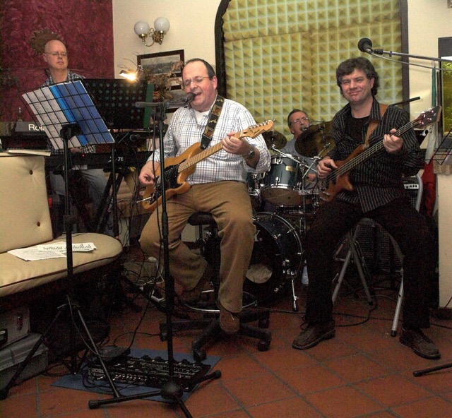 Mr. Tambourine Band - foto 2